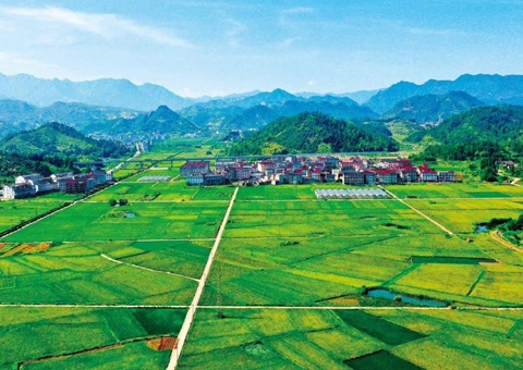 湖北宣恩尝试地皮综合整治多元投融资模式<br>财政投入引领 项目资金整合 社会本钱参加 支持政策激励
