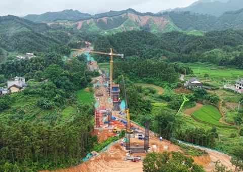 亮眼！广西21个沉大项目用地获国务院批复 前七月精准配置用地指标8.82万亩